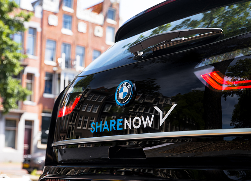 Share Now Auto als Teil von Shared Mobility